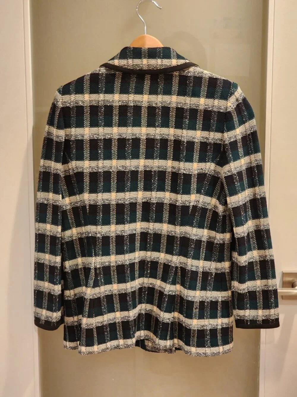 Excellent!!| US 8| ST JOHN: Emerald Green/Black Classic Blazer Jacket - Picture 2 of 14